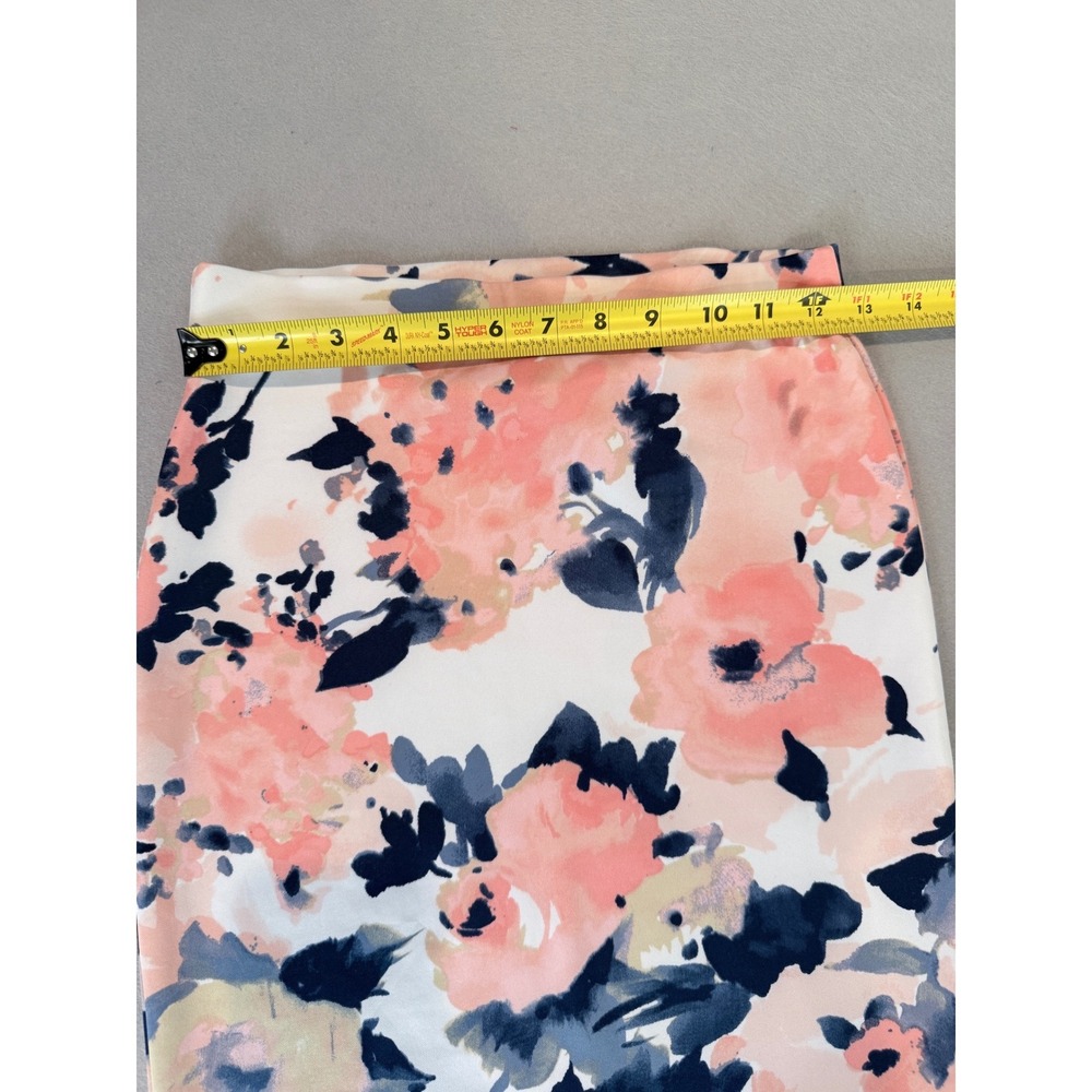 Lara Fashion Floral Pencil Skirt Peach Navy Blue Knee Length Small - Picture 2 of 3